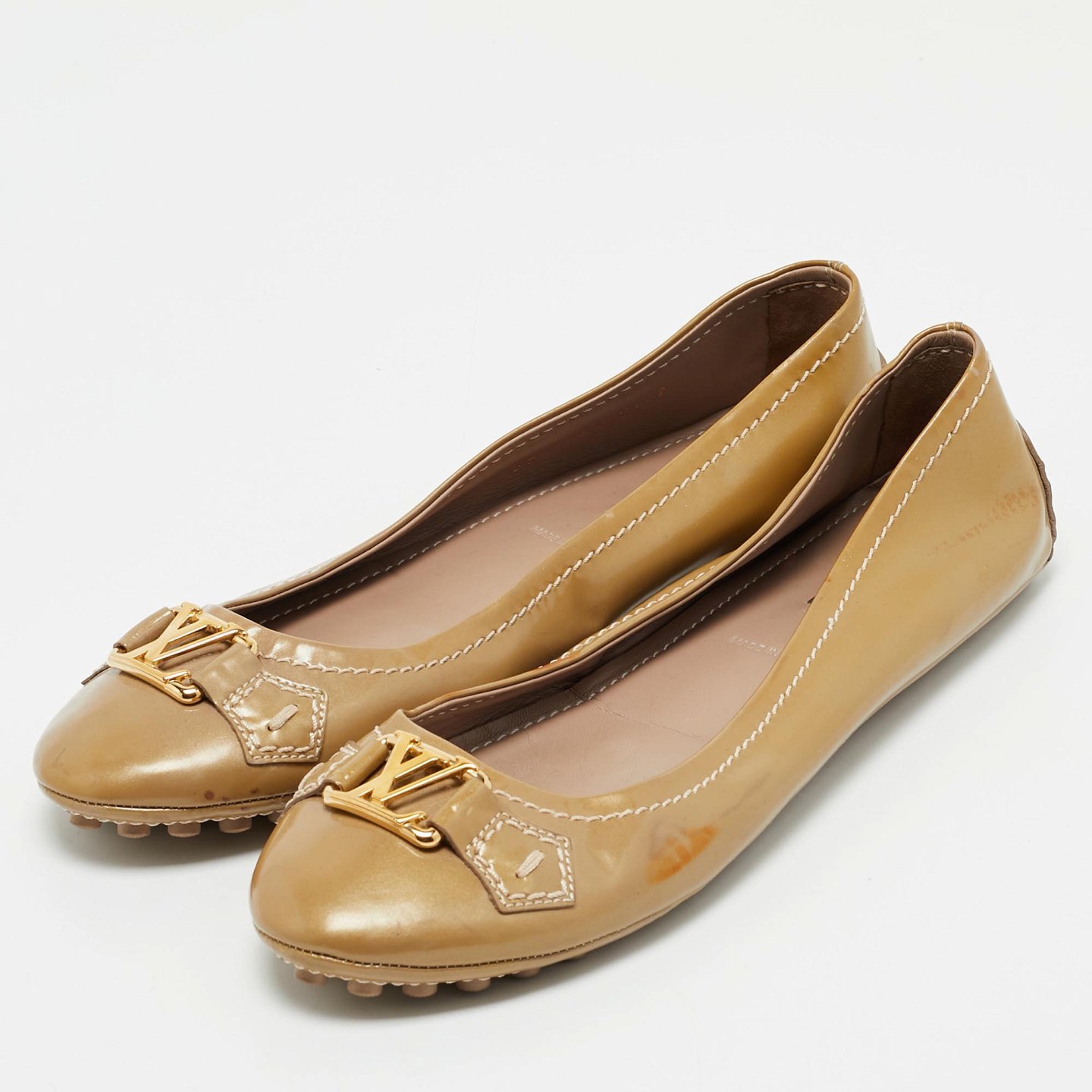 Beige Patent Leather Oxford Ballet Flats 2