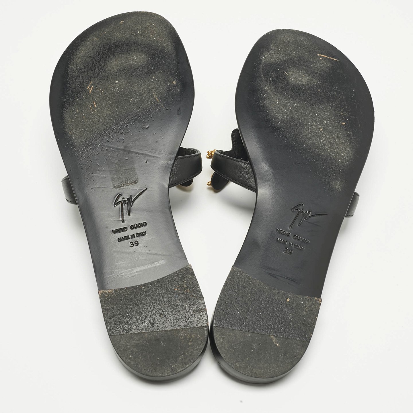GIU Black leather Rock Thong Flat Sandals Size 39 3