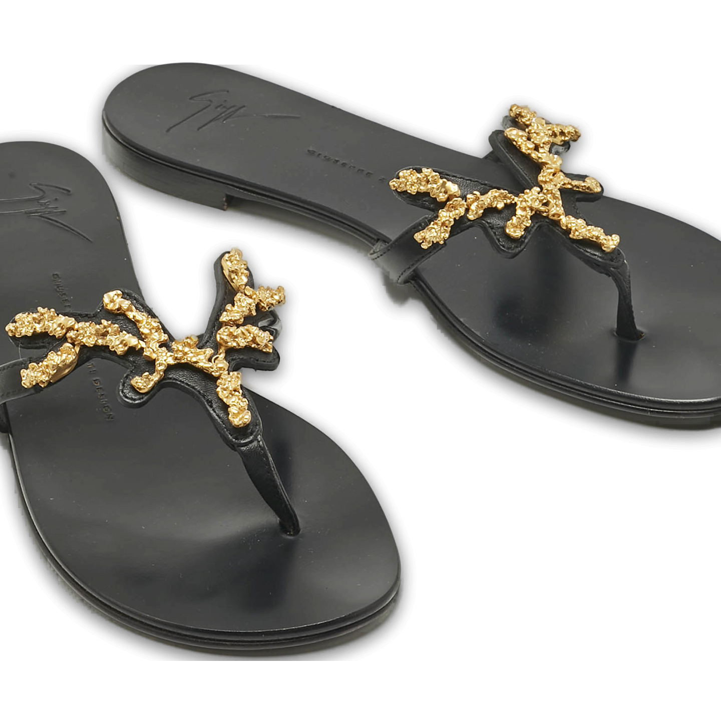 GIU Black leather Rock Thong Flat Sandals Size 39 0