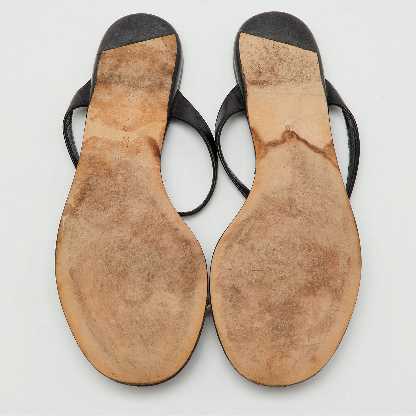 Black Leather Flat Thong Sandals 2