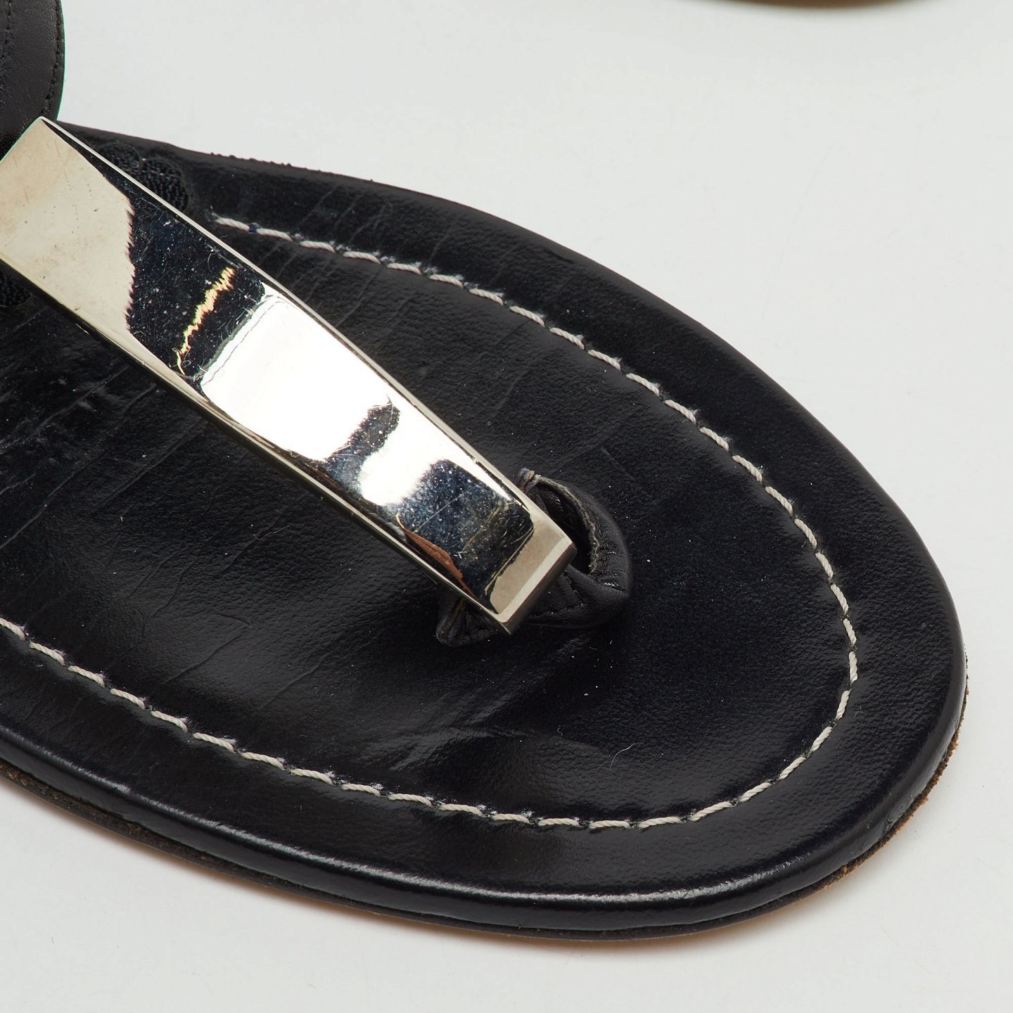 Black Leather Flat Thong Sandals 3