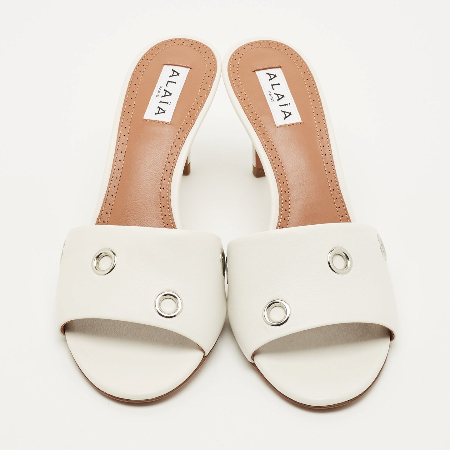 Oeillets White Leather Slide Sandals 2