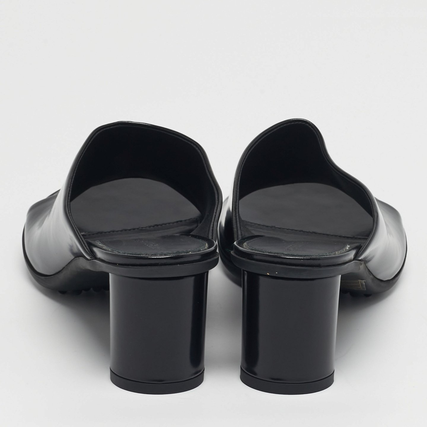 Atomic Black Leather Slide Sandals 7