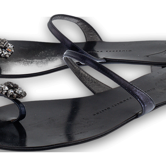 GIU Black Leather Crystal Embellished Toe Ring Flats Size 38 2