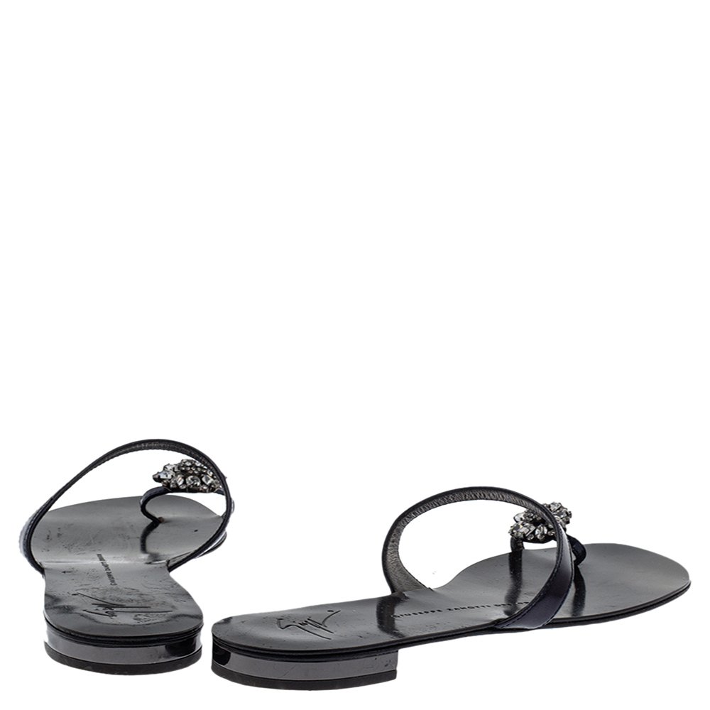 GIU Black Leather Crystal Embellished Toe Ring Flats Size 38 5