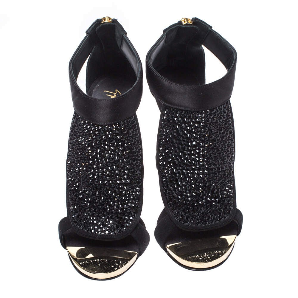 Giuseppe Zanotti Black Satin and Suede Crystal Embellished Ankle Strap Sandals Size 38 6