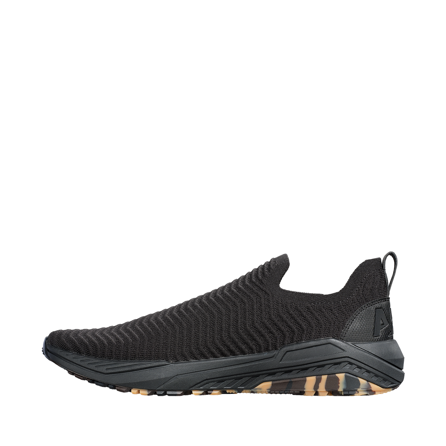 TECHLOOM TRAVELER SNEAKERS 1