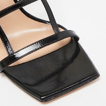 Mondry Black Leather Ankle Strap Sandals
