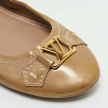 Beige Patent Leather Oxford Ballet Flats
