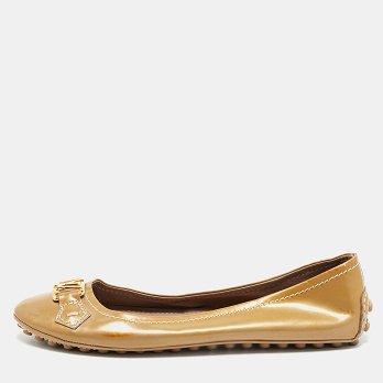 Beige Patent Leather Oxford Ballet Flats