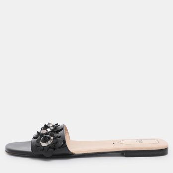 Black Patent Leather Flower Stud Flat Slides