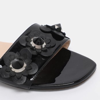 Black Patent Leather Flower Stud Flat Slides