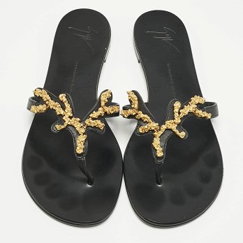 GIU Black leather Rock Thong Flat Sandals Size 39