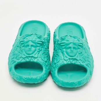 Blue Rubber Medusa Embossed Pool Slides