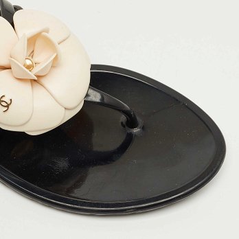 Black and White Jelly Camellia Thong Sandals