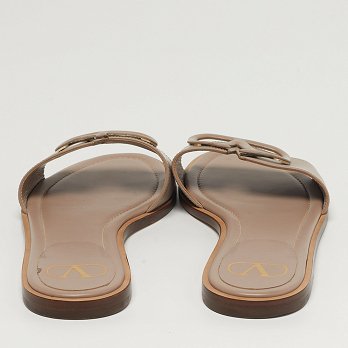 Escape V logo Beige Leather Flat Slides