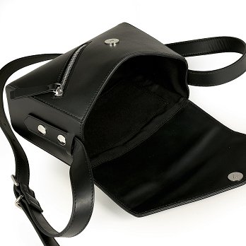 MESTRE ZIPPER CROSS BODY BAG