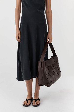 WOVEN LARGE TOTE