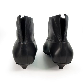 KITTY LEATHER ANKLE BOOTS