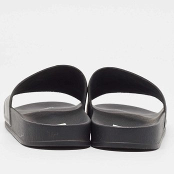 Black Rubber Arrow Pool Slides