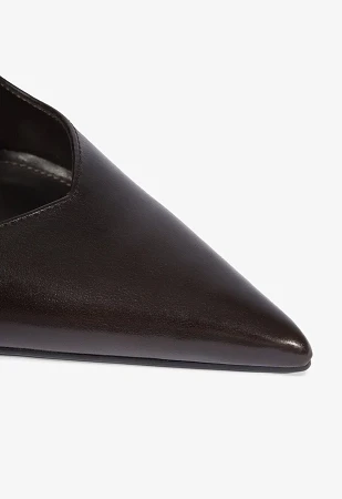 LEXI SCULPTURAL LEATHER PUMPS