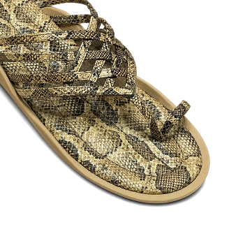 CARLA FLAT SANDALS