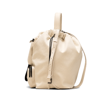 TRAVEL OLONA BUCKET BAG